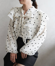 画像をギャラリービューアに読み込む, ハートフロッキーブラウス/TT538110
