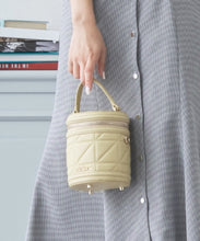 画像をギャラリービューアに読み込む, キルティングバニティバッグ/MM358005
