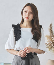 画像をギャラリービューアに読み込む, ショルダーフリルブラウス/MM43811