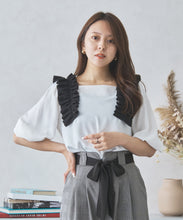 画像をギャラリービューアに読み込む, ショルダーフリルブラウス/MM43811