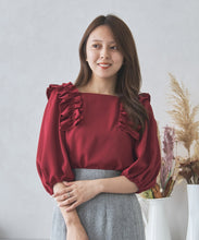 画像をギャラリービューアに読み込む, ショルダーフリルブラウス/MM43811