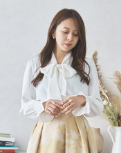 画像をギャラリービューアに読み込む, ボウタイブラウス/MM438107