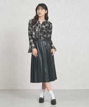 画像をギャラリービューアに読み込む, 一部店舗限定 フリルチェックブラウス/TT558103