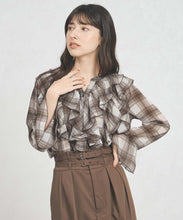 画像をギャラリービューアに読み込む, 一部店舗限定 フリルチェックブラウス/TT558103