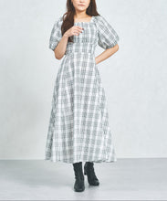 画像をギャラリービューアに読み込む, 【一部店舗限定】 2wayオフショルチェックフレアワンピース/MM557410