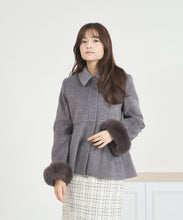 画像をギャラリービューアに読み込む, 【WEB限定】2way袖ファーペプラムコート/MM558601