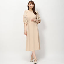画像をギャラリービューアに読み込む, ベルト付きパフスリーブワンピース (ベージュ)