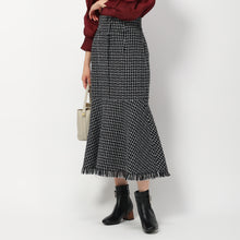 画像をギャラリービューアに読み込む, ツイードローフレアスカート (ブラック)