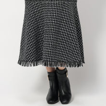 画像をギャラリービューアに読み込む, ツイードローフレアスカート