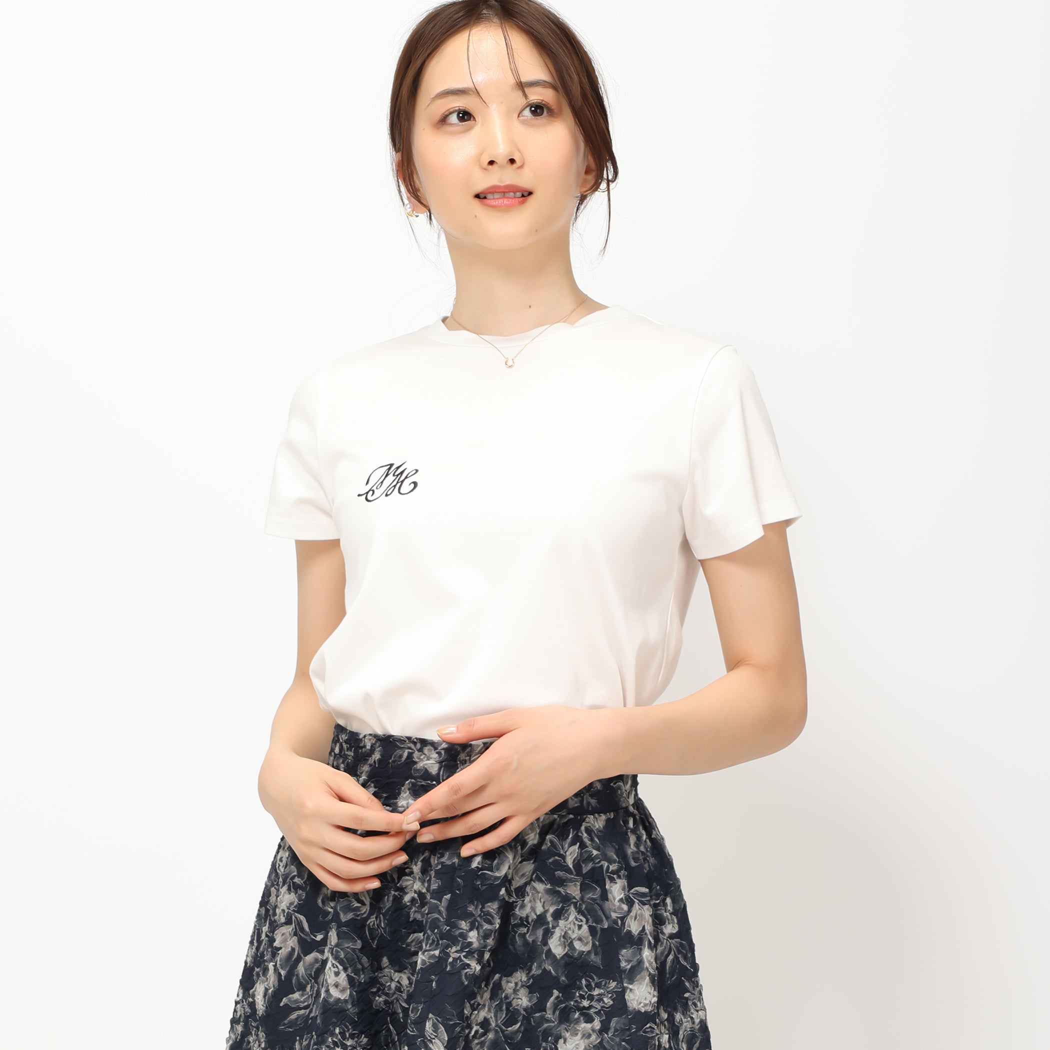 ロゴ刺繍Tシャツ /MM428206 (ホワイト)