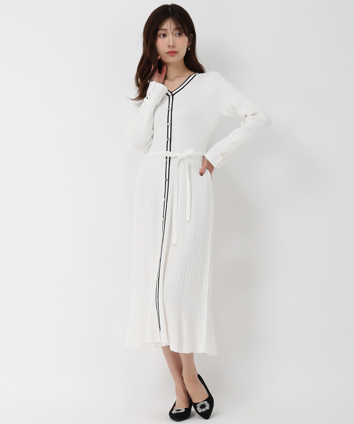 組曲｜【WEB限定】Vネックニットワンピース | Rakuten Fashion