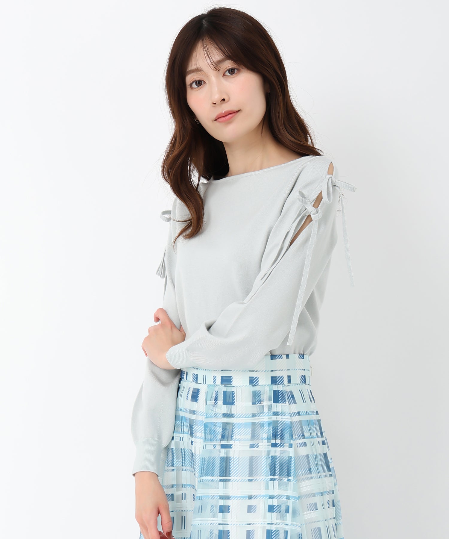 エムズグレイシー 鍵編みニット 半袖 羽織り 花チャーム リボン 40 楽天市場】【8/15限定 20%OFFで 3,184円】透かし編み ニット