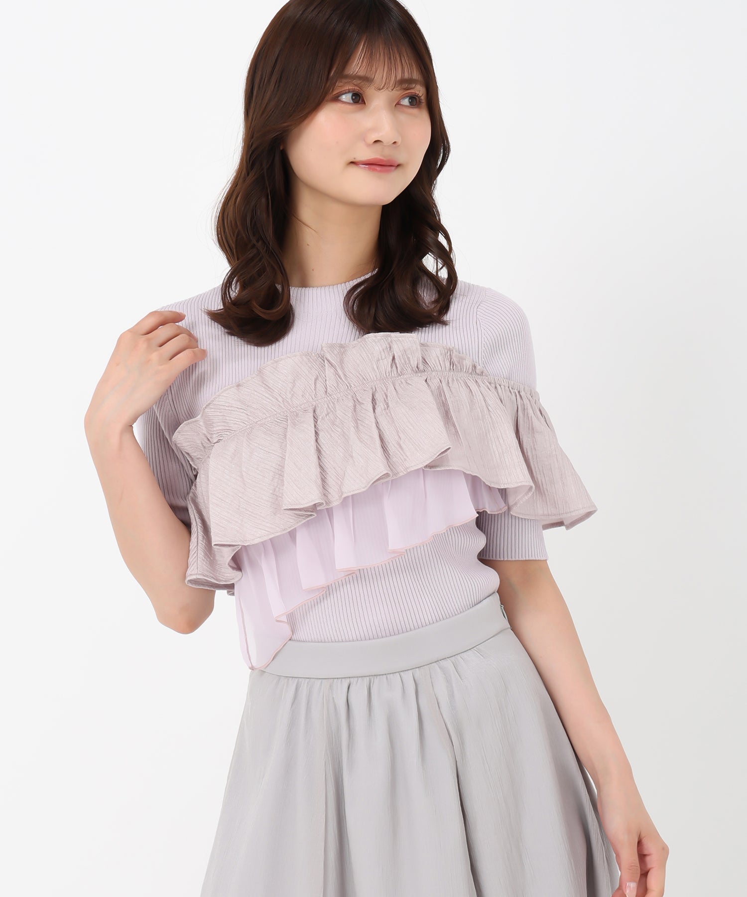 未使用！M'sGRACY 秋色　ニットのウエストフリル、目の整ったスパンコール 240605_3a.jpg