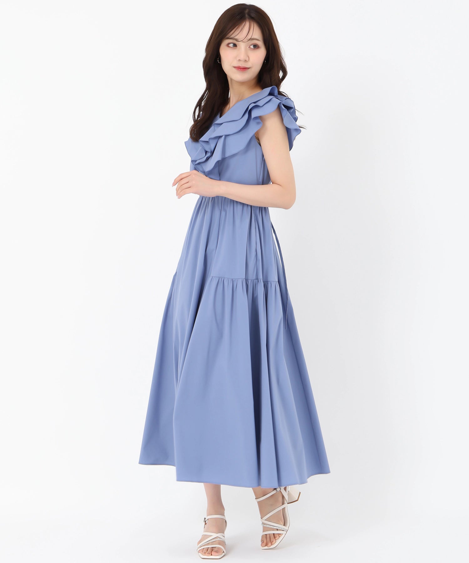 ヒナリ　フリルカラーワンピース hinari（ヒナリ）の「フリルカラーワンピ（ワンピース）」 - WEAR