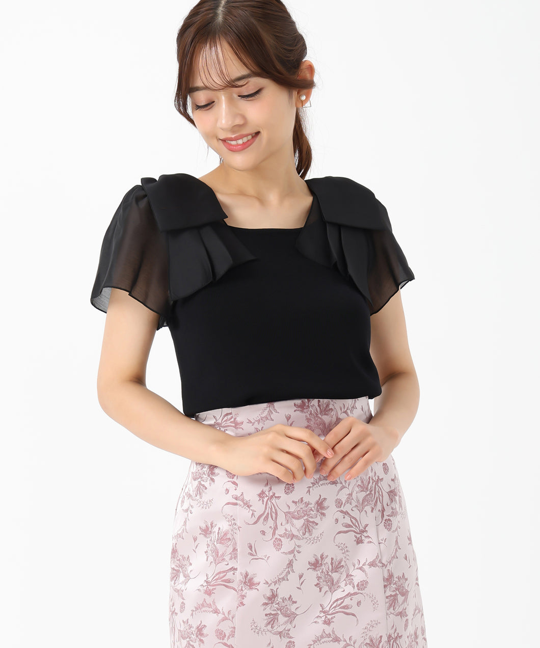 【WEB限定予約販売/8月下旬発売予定】肩リボンフレアスリーブニット/MM538305 (ブラック)