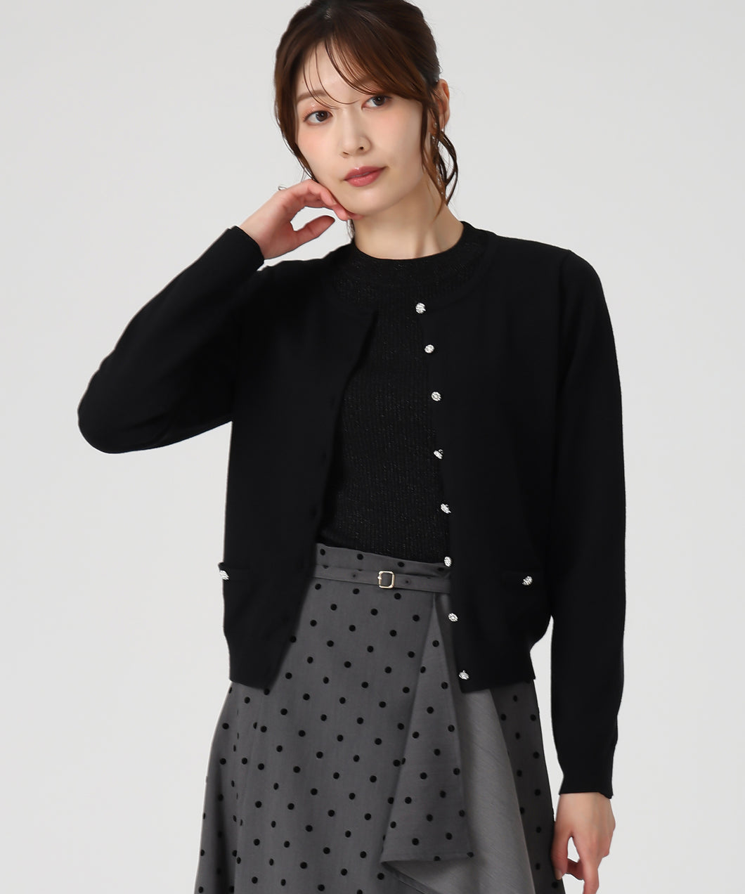 ベーシックビジュー釦ポケットカーディガン/MM548406 (ブラック)