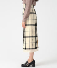 画像をギャラリービューアに読み込む, フロッキーチェックタイトスカート/MM547210 1
