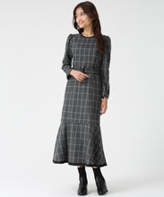 画像をギャラリービューアに読み込む, ウィンドペンチェックワンピース /MM547417 (グレー)
