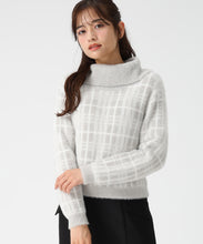 画像をギャラリービューアに読み込む, シャギーオフタートルニット/MM548310 (グレー)
