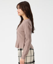画像をギャラリービューアに読み込む, ぽこぽこVネックペプラムラメカーディガン/MM548409 1
