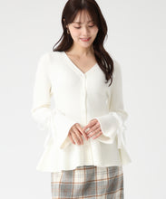 画像をギャラリービューアに読み込む, 【予約販売/11月中旬発売予定】袖リボンベロアペプラムニット/TT548316 (オフホワイト)
