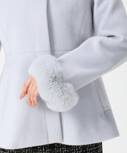 画像をギャラリービューアに読み込む, 2way袖ファーペプラムコート/MM558601 5
