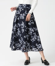 画像をギャラリービューアに読み込む, 花柄メッシュボーダースカート/MM617208 (ネイビー)
