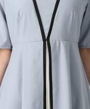 画像をギャラリービューアに読み込む, フロントプリーツ配色ワンピース/MM627401 8
