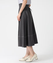 画像をギャラリービューアに読み込む, ポリデニム配色ステッチレースアップスカート/MM617205 1
