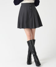 画像をギャラリービューアに読み込む, 【一部店舗限定】タック入りツイルスカパン/TT547302
