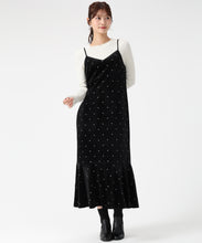 画像をギャラリービューアに読み込む, 【WEB限定予約販売/12月上旬発売予定】Vネックベロアキャミワンピース/MM547425
