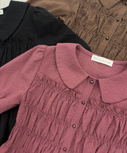 画像をギャラリービューアに読み込む, 一部店舗限定  シャーリングペプラムブラウス/TT558102
