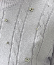 画像をギャラリービューアに読み込む, 【WEB限定予約販売/11月中旬発売予定】バックリボンビジューケーブルニット/MM548323
