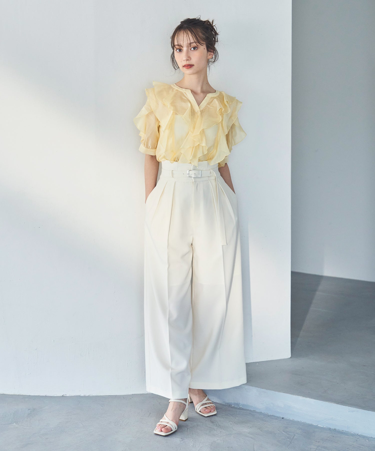Blumarine♡ブルマリン♡ラッフルシルクブラウス Blumarine ラッフル シルクシャツ | ブラック | FARFETCH JP