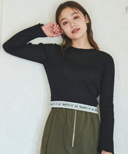 画像をギャラリービューアに読み込む, 裾ラインロゴニット/TT438333
