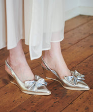 画像をギャラリービューアに読み込む, リボンパンプス/TT439419
