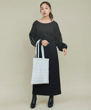 画像をギャラリービューアに読み込む, オフショルドロストワンピース/TT437403
