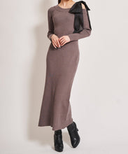 画像をギャラリービューアに読み込む, シアーリボンアシメニットワンピース/TT437424
