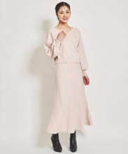 画像をギャラリービューアに読み込む, ブローチ付きニットセットアップ/TT437423
