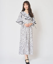 画像をギャラリービューアに読み込む, フラワープリントフリルワンピース/TT517404
