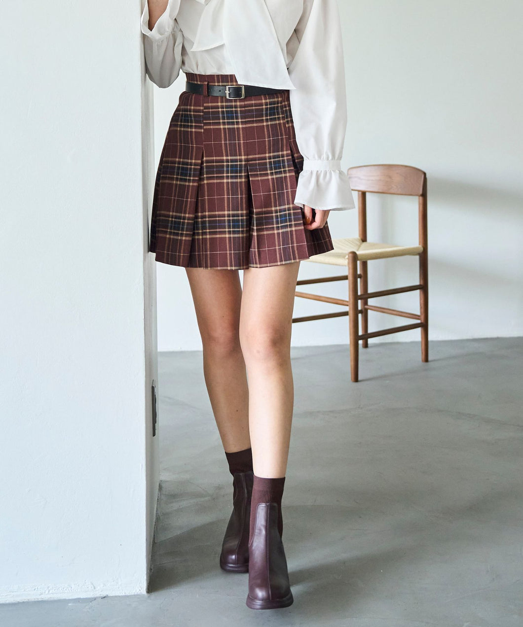 【予約販売/9月下旬発売予定】ベルト付きタックスカショーパン/TT537306