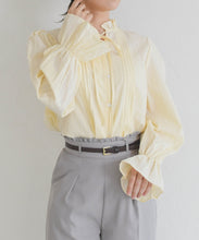 画像をギャラリービューアに読み込む, 【一部店舗限定】フリルカラー前リボンブラウス/MM658108
