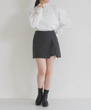 画像をギャラリービューアに読み込む, 【一部店舗限定】フリルスタンドカラーブラウス/MM658110
