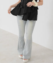 画像をギャラリービューアに読み込む, 【一部店舗限定】美脚リボンラインストーンフレアデニムパンツ/TT657312
