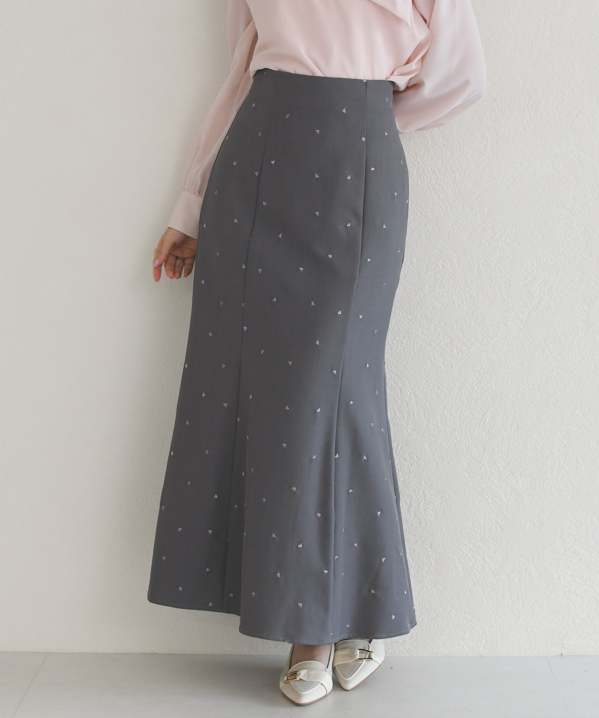 26awボトムスNo.1】ハート刺繍マーメイドスカート/TT637209 – MISCH