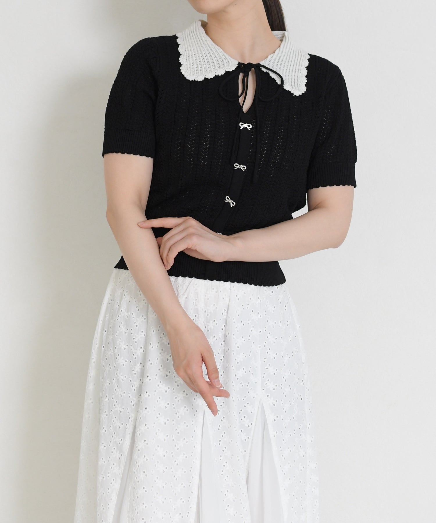 一部店舗限定】配色透かし編み襟ニットカーディガン/MM658309 – MISCH