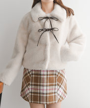 画像をギャラリービューアに読み込む, 【予約販売/10月中旬入荷予定】リボンフェイクファーショートブルゾン/TT648607
