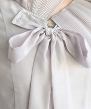 画像をギャラリービューアに読み込む, 襟プリーツシアーブラウス/TT618101
