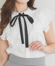 画像をギャラリービューアに読み込む, 【予約販売/5月上旬発売予定】タックリボン綿タッチフリルブラウス/MM628113
