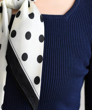 画像をギャラリービューアに読み込む, スカーフ付きスクエアニット/TT618303
